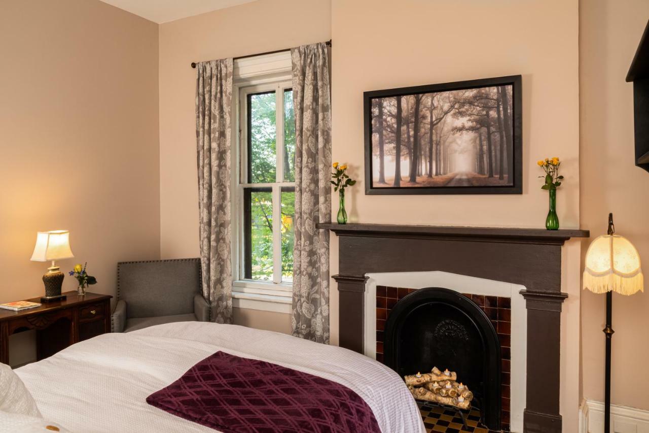أوتيكا Rosemont Inn المظهر الخارجي الصورة